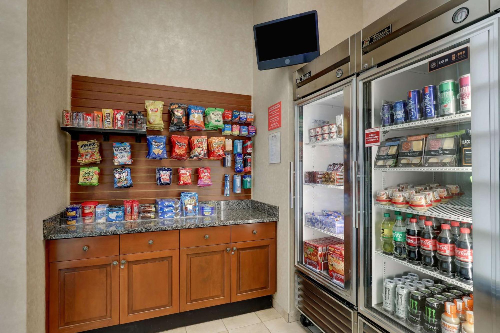 Drury Inn & Suites Charlotte Northlake מראה חיצוני תמונה