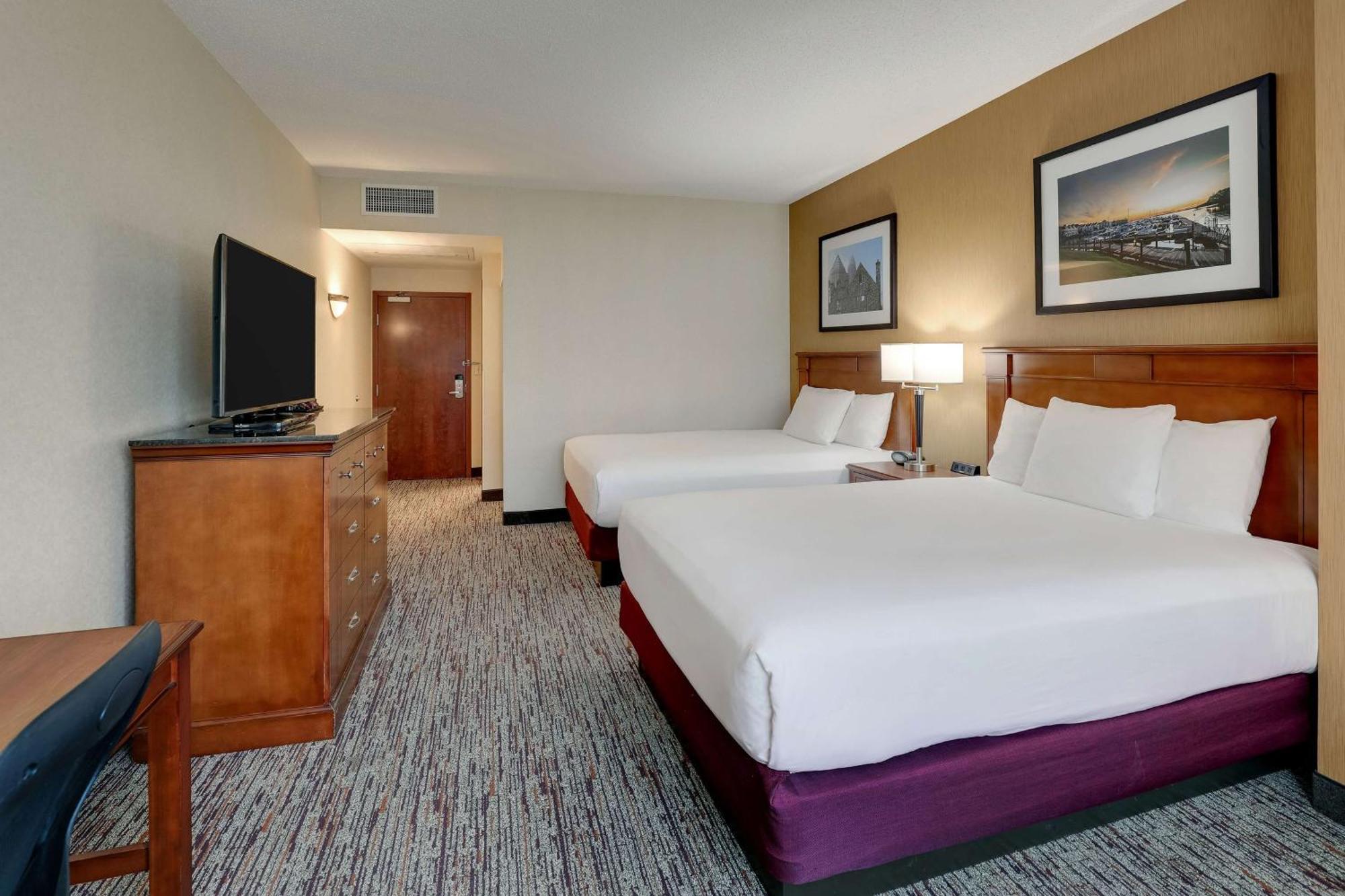 Drury Inn & Suites Charlotte Northlake מראה חיצוני תמונה