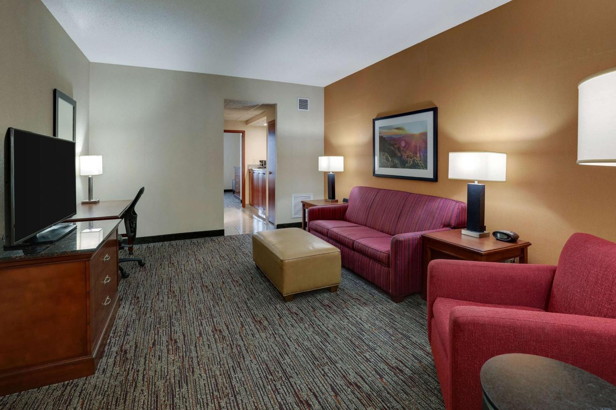 Drury Inn & Suites Charlotte Northlake מראה חיצוני תמונה